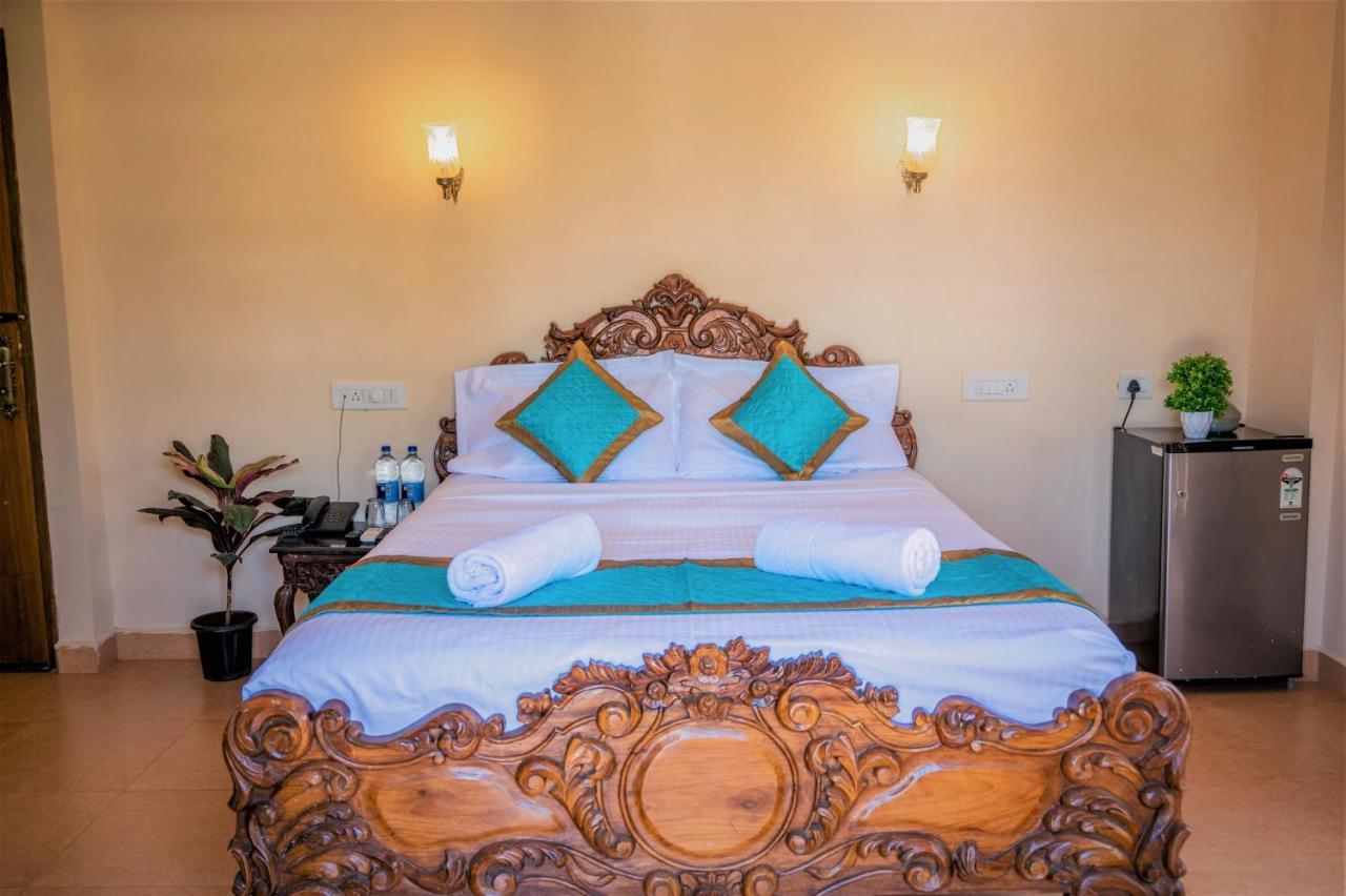 Casa Eternal Boutique Hotel - Калангуте Екстериор снимка