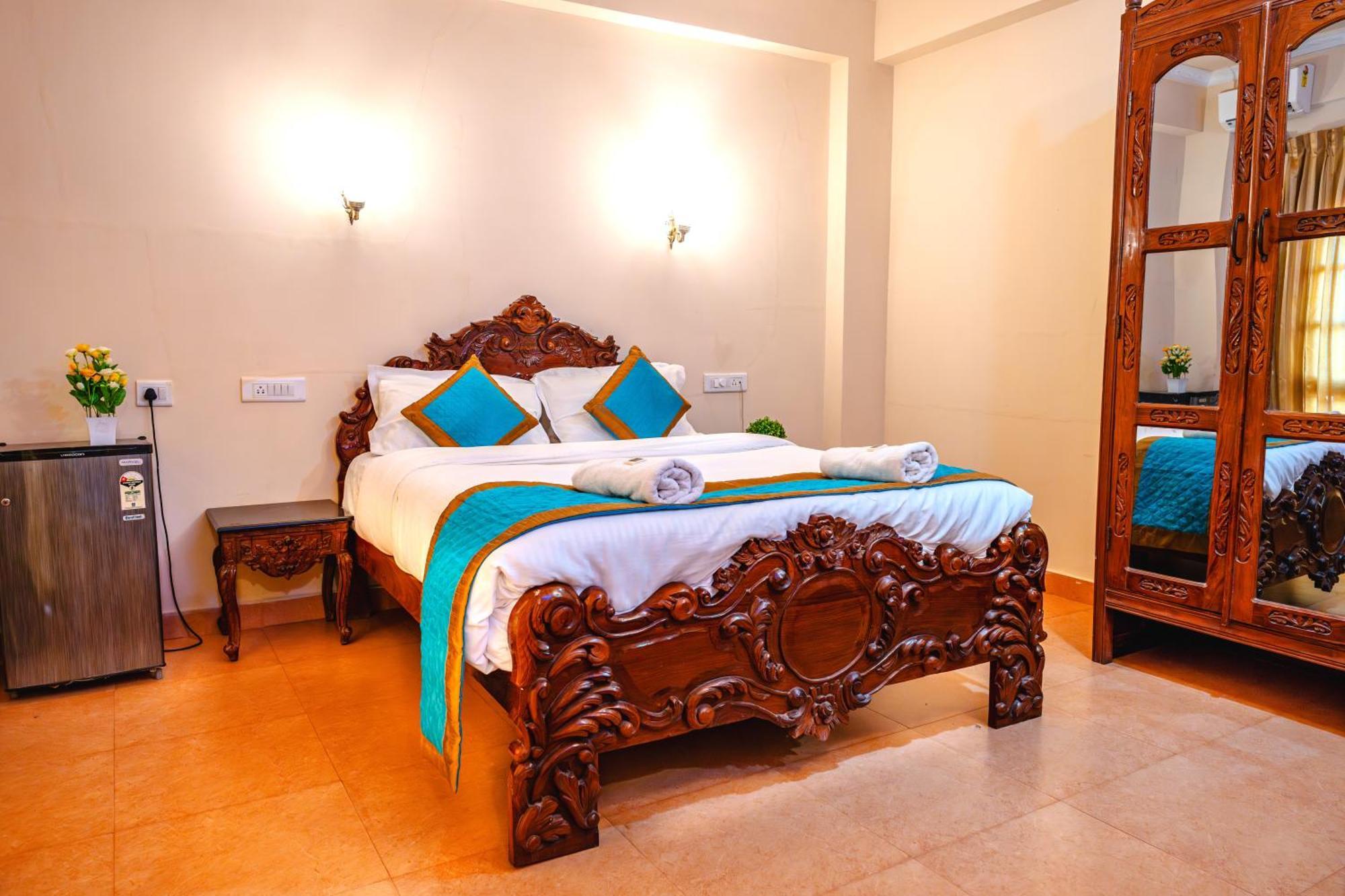 Casa Eternal Boutique Hotel - Калангуте Екстериор снимка
